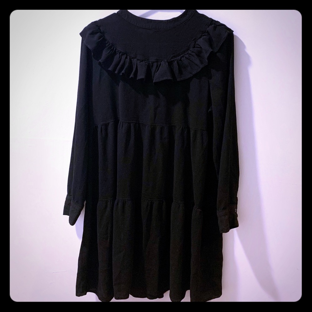 Time & Tru Black Tiered Dress w/ Ruffle Detail